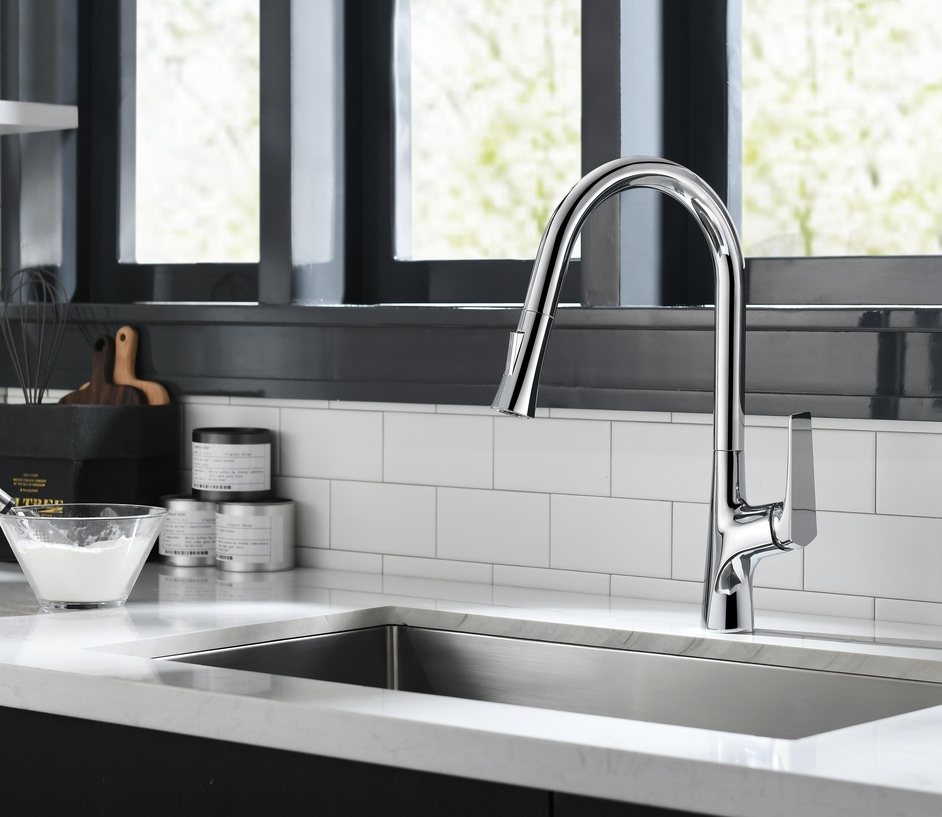 Kitchen faucets display