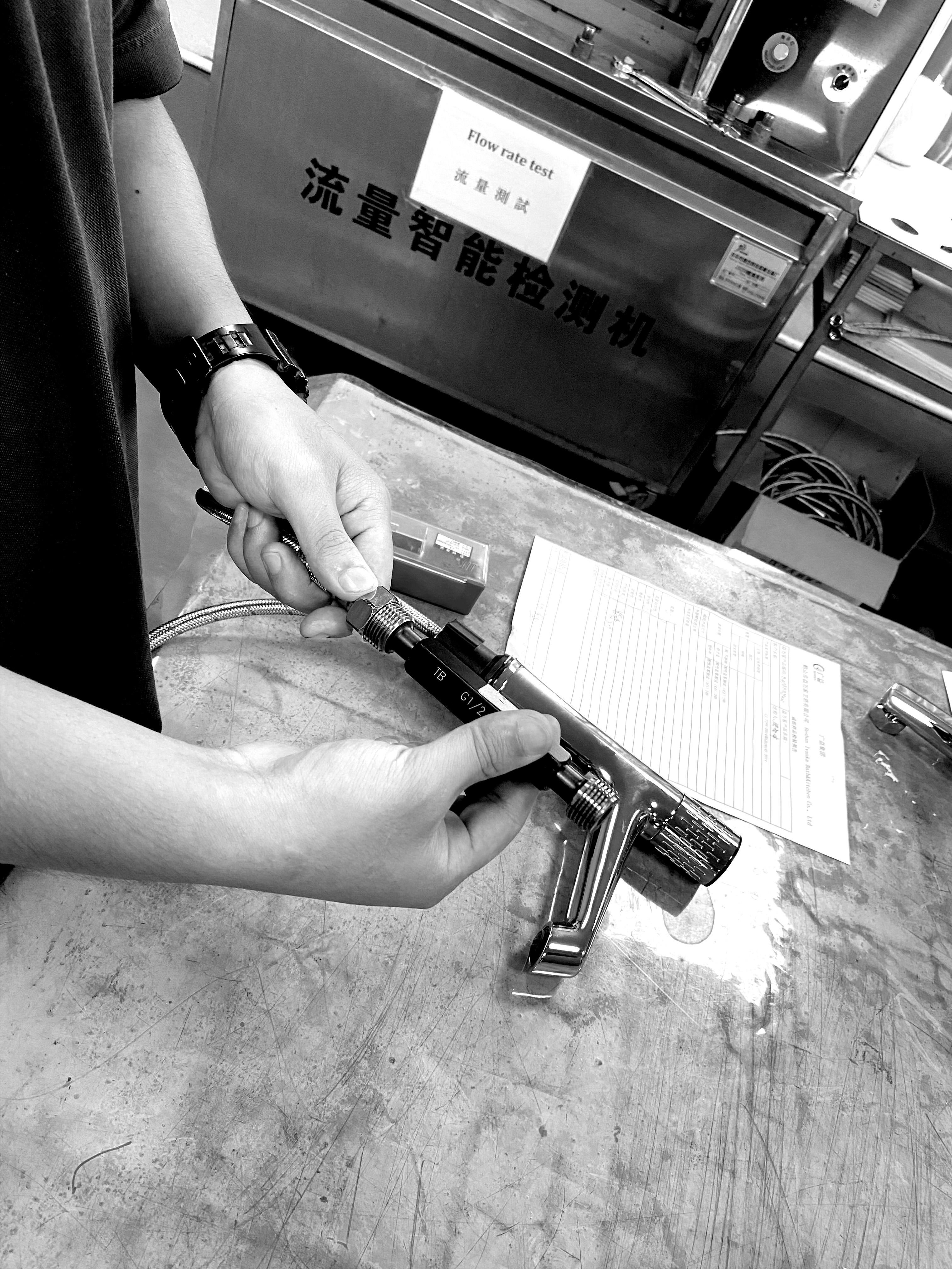 YIWANJIA Bathroom sample inspection equipment